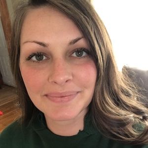 Meet your Posher, Alissa